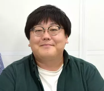 タイムマシーン3号・関太、約40年前の“実家の車”公開　日産『ローレル』の情報求む「車に詳しい方にお力貸して欲しくて…」