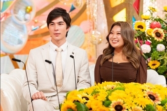 『新婚さん』「まるで芸能人」夫と初対面で3時間限定デート　3ヶ月だけのオーストラリア滞在「ここで帰ったら後悔する」→人生激変