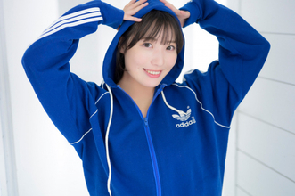童顔に圧巻美ボディの福岡発アイドル「ごちゃっと！」小日向優花が4thDVD発売「オーバーサイズのスウェットの“彼女感”のあるシーンに注目」