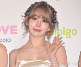 LE SSERAFIM・SAKURA、会計時に「カード限度が超えて…」“ピンチ”明かす
