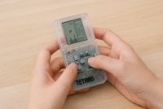 「シンプルなのにハマる」「時間が溶ける…」たまごっち、テトリス…あの頃楽しみすぎた“平成ミニゲーム“