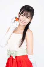 レースアンバサダー＆格闘技ラウンドガールとして活躍中の女子大生・高梨姫菜子、第9期メンバー『ミスいちご2026』就任「みんなの心を元気にできるようにがんばります」