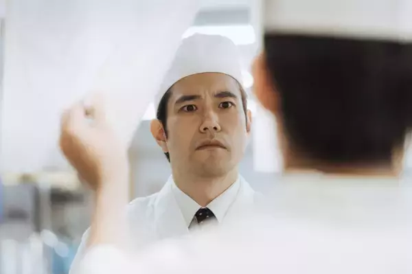 『時すでにおスシ!?』松山ケンイチの習得力に監修陣驚き「修正能力がすごい」