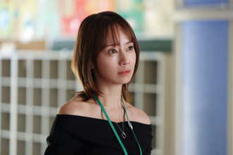 鈴木亜美、『いろはの恋は時代をかける』に出演　“学校は子どもの個性を殺す場所”と考えている母親役