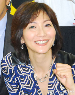 「素晴らしい」…61歳・向井亜紀が大学卒業、校名明らかに＆名誉な賞も受賞　ロング髪あでやか晴れ姿　夫・高田延彦が報告