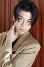 身長182cm、アミューズ「NO MORE FILTER」グランプリ・倉須洸、風俗店の童貞スタッフの恋と成長物語演じる　オリジナルショートドラマ『イケないマネジメント術　童貞スタッフの風俗日記』配信開始