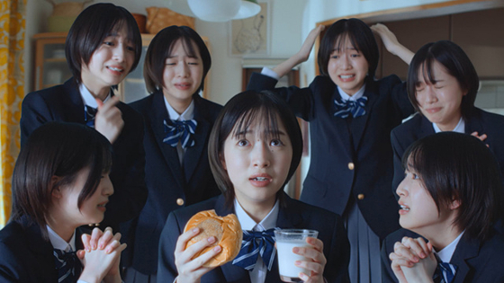 現役女子高校生のネクストブレイク俳優・早瀬憩、『ｉｎゼリー』新CMで受験生役を熱演　6人の分身達を表情豊かに表現