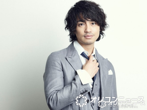 斎藤工、幼少期に憧れを抱いた父親の職業明かす　俳優業の原点にも「15歳でこの世界に…」