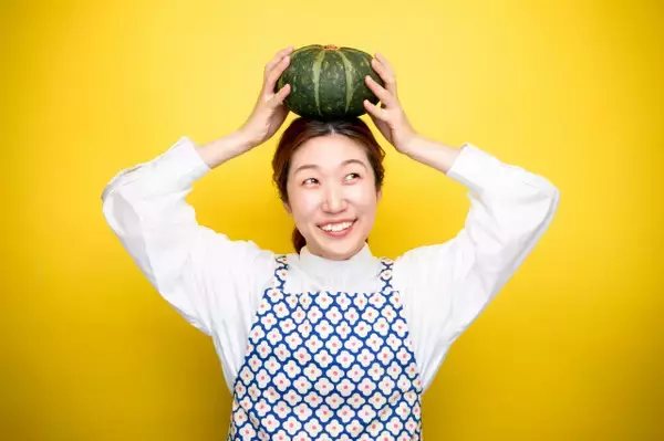 包丁いらず、レンジだけで3品同時調理　ピーマン肉詰めの“時短プラ容器弁当”レシピを料理研究家ちはる氏が紹介