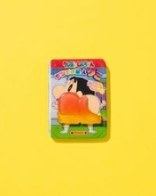 『クレヨンしんちゃん』“ケツだけ星人”がグミ化、発売開始　しんのすけのおしりリアルに再現、味も明らかに