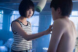 「上半身裸の鈴木福、タンクトップのあのに…　場面写真公開　21日放送『惡の華』第7話【あらすじ】」の画像1