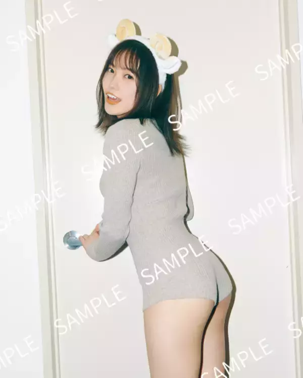 櫻坂46松田里奈、美しいボディライン際立つ“まつり羊”ショット　1st写真集封入特典第1弾
