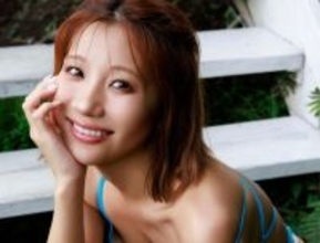 身長152cmのミニマムダイナマイトボディ・葉月あや、『湯けむり にゅうよく旅』未公開カットのソロ写真集デジタル限定配信スタート　「自分らしさを大切に撮影」とアピール