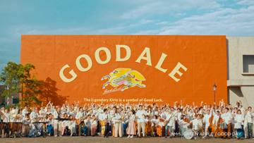 綾瀬はるか＆浜辺美波＆鈴木亮平＆Mrs. GREEN APPLE、キリンビール新CMで共演　6人がミセス楽曲で歌い踊る