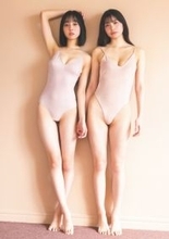 渚のん＆花城奈央“姉妹”、ハイレグで圧巻ボディ披露