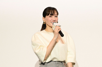 綾瀬はるか、女の子からの“可愛い”に「おおきに！」笑顔で感謝　大阪イベントで関西弁