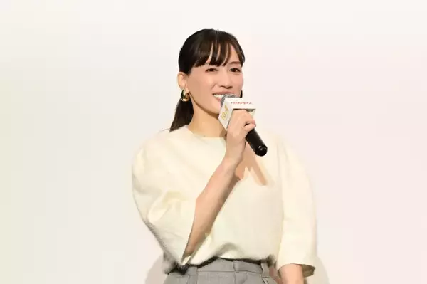 綾瀬はるか、女の子からの“可愛い”に「おおきに！」笑顔で感謝　大阪イベントで関西弁