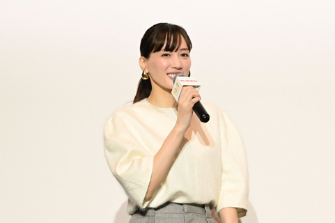 綾瀬はるか、女の子からの“可愛い”に「おおきに！」笑顔で感謝　大阪イベントで関西弁