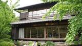 「土地代だけで推定70億円…品川区にある大豪邸を公開「これ家じゃないよ…」」の画像1