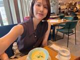 「はんにゃ川島の元妻・菜月さん、離婚後も変わらぬ家族時間　元夫と子どもたちと公開授業＆ランチ満喫」の画像1