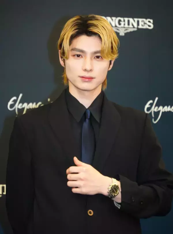 本田響矢、77万7700円の腕時計で洗練された存在感放つ　昨年1年は“人生のターニングポイント”に