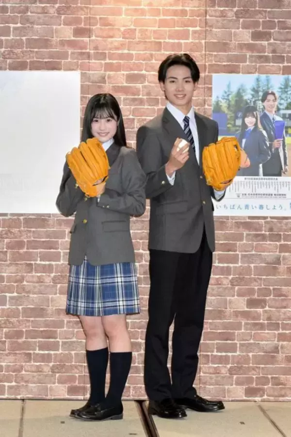 高校1年生の黒氏萌楓＆佐藤泰心が『センバツ応援イメージキャラクター』に就任　「同い年の高校生を応援するのは新鮮」