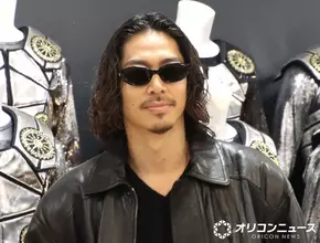 EXILE AKIRA、”170体以上”歴代衣装前に感慨「EXILEマンになるためのアイテム」
