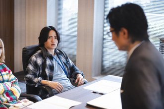 戸次重幸“ミズノ”衝撃の能力とは…菊池風磨“ナガレ”らもドン引き？『こちら予備自衛英雄補?!』第3話あらすじ