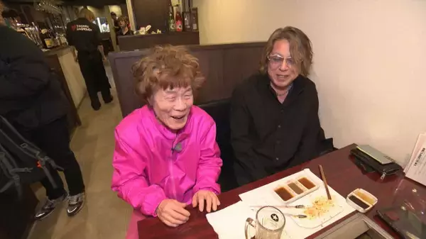 昨年自宅火災の林家ペー、仰天の姿…一心不乱にがっつく「80代の食い方じゃない！」　『相席食堂』厄除けロケ