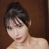 「現役アイドル「GigiL」の伊織芽衣、自身の強い希望で露出度アップした1st写真集デジタル版『芽吹』発売「紙の写真集には載せられない」」の画像1