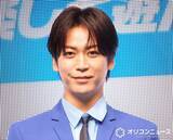 「亀梨和也、自身監修のコラボグッズ披露　イベント間際に間に合い「ギリギリは一生背負っていきたい」」の画像1