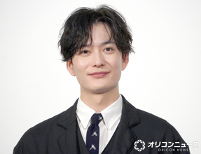 岡田将生、迫力ある劇中から一転　撮影現場で見せた“ギャップ全開”オフショット『殺し屋たちの店2』共演者らが公開