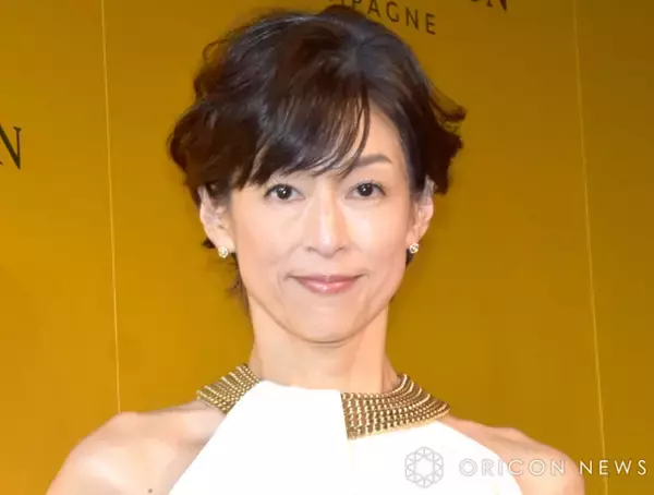 60歳・鈴木保奈美「和装の上司、いかがでしょう」　さまざまな着物身にまとう艶やかな姿披露「ほれぼれします」「着物が似合う日本代表」