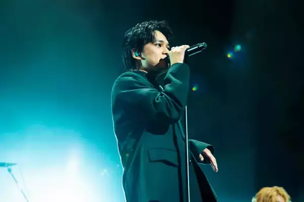 DISH//主催ライブ『皿祭 -sarafes-』を開催　ハプニングも味方につけたステージに熱狂　ラストは“皿投げ”で大団円