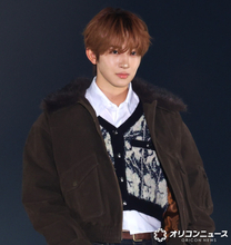 【ガルアワ】MAZZEL・NAOYA、2度目のランウェイは“妖艶モード”　流し目→ほほ笑みで魅了