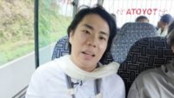 令和ロマン・くるま、幼少期から抱える病気を告白「脇の下から神経を切って…」