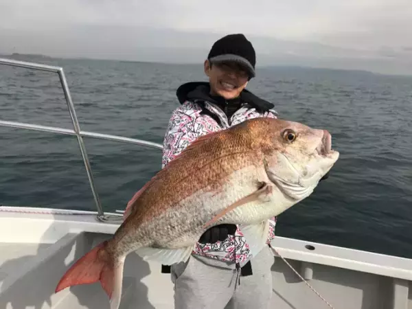 藤木直人、巨大魚を釣り上げた写真が多数公開　『ロイヤルアングラー賞』受賞＆ロングインタビュー【全文】