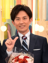 『好きな男性アナ』2位赤荻歩アナ、応援に感謝　同僚アナが笑顔で祝福も「南波アナは撮れず…泣」