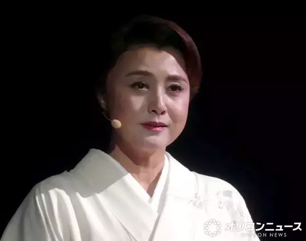 藤原紀香「先生の突然の訃報に接し、あまりにも突然のことに、信じられない思い」長文メッセージ　神戸市歌「しあわせ運べるように」生んだ臼井真さんへ