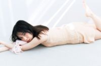 声優・伊達さゆり、『ヤンジャン』グラビアに登場　レアな濡れ感ヘアも披露