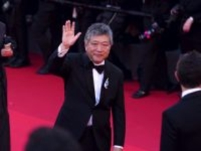 是枝裕和監督、カンヌ開幕レッドカーペット登場　「コレ・エダ！」コール起きる