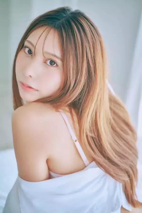『日本一美しいDJ』NOMA、初の水着グラビア挑戦「名前負けしないように見た目に気を遣いたい」