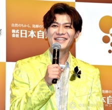 新浜レオン、M!LK吉田仁人に「乗っ取らレオン!?」　“仲良しすぎる”オフショット動画に反響「微笑ましくて終始ニヤニヤしてしまう」「仁人さんがめっちゃニっコニコ」