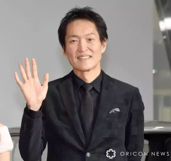 千原ジュニア「朝見たら足の甲パンパン」「下駄骨折」と診断　すると武田真治からDM届き…感動の裏話