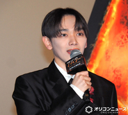 宮世琉弥、鋭い質問でキャメロン監督をうならせる「非常に重要な質問だ」