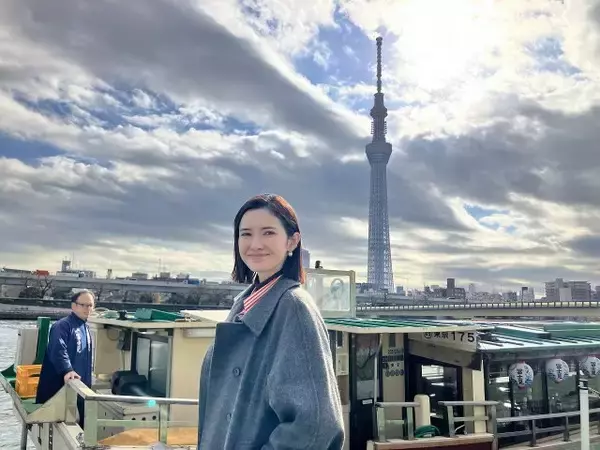 市川紗椰、隅田川で“大亀の謎”に迫る　「水面に浮かぶ3個のブイの謎」も…テレビ大阪特番