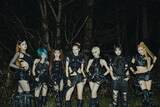 「XG、フジロック初出演に反響　バンドスタイルの圧巻パフォーマンスで初見の音楽ファンも魅了」の画像1