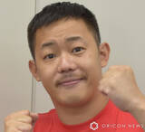 「ザ・マミィ酒井貴士、体の“ある異変”を告白　その姿にファンは大喜利状態「ワンピースのひとみたい」「モアイ像に見える」」の画像1