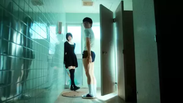 「いいから早く着ろよ！くそド変態人間！」「は…はいっ…」鈴木福、あのに女子の体操着を着せられる演技に反響「キモい感じが絶妙に」『惡の華』第2話【ネタバレあり】