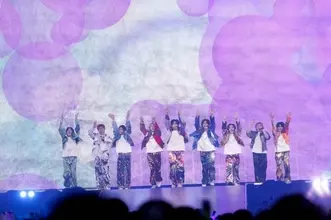 『超特急 The Movie RE:VE』臨場感あふれる“SCREENX”によるスペシャル映像が公開　新場面写真も公開